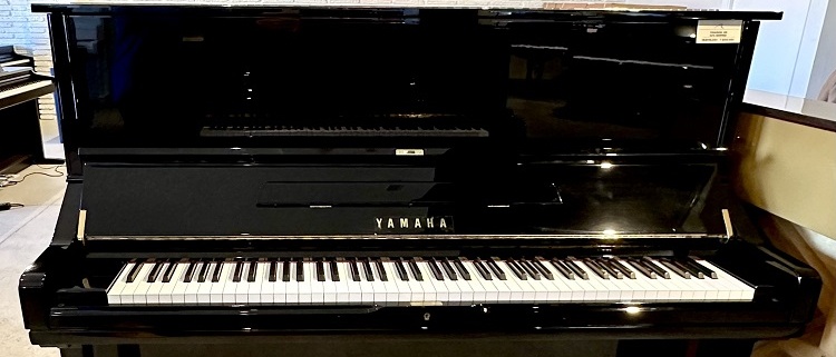 Yamaha U3 semi-nuevo