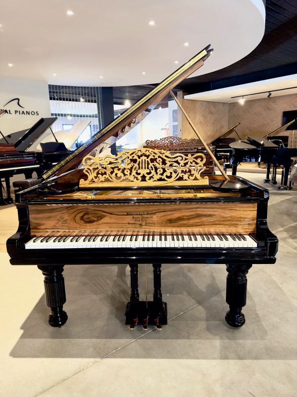 Steinway A Nogal